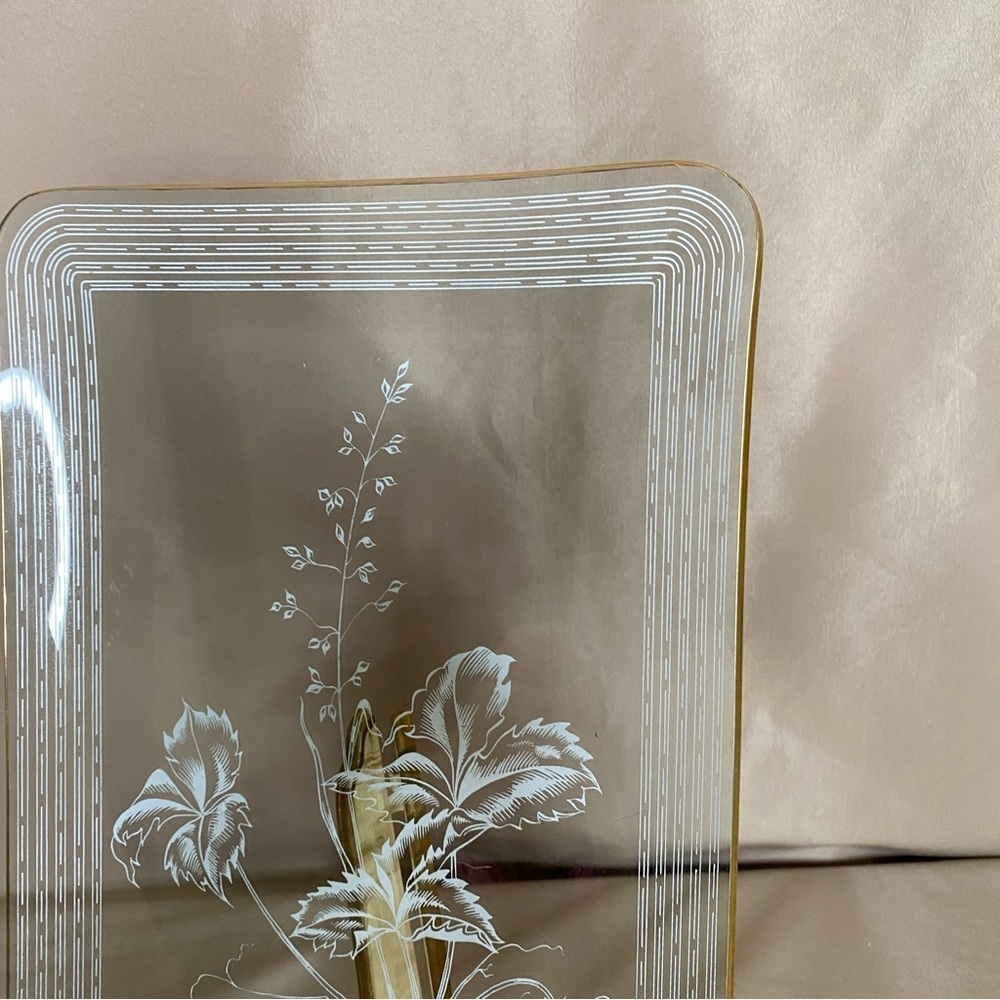 Vintage Gold Rim Etched Rectangular Plate - Picture 5 of 11